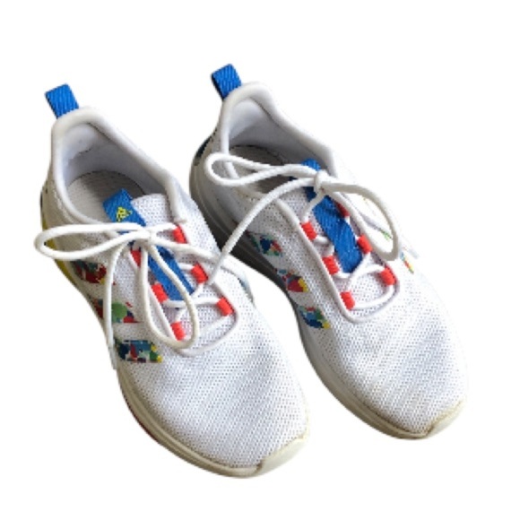 Adidas Cloudfoam Kids White Sneakers with Blue and Red Accents Sz 2.5 Like New - Picture 1 of 7